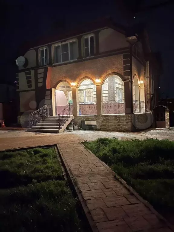 Дом 350 м на участке 9,3 сот. - Фото 0