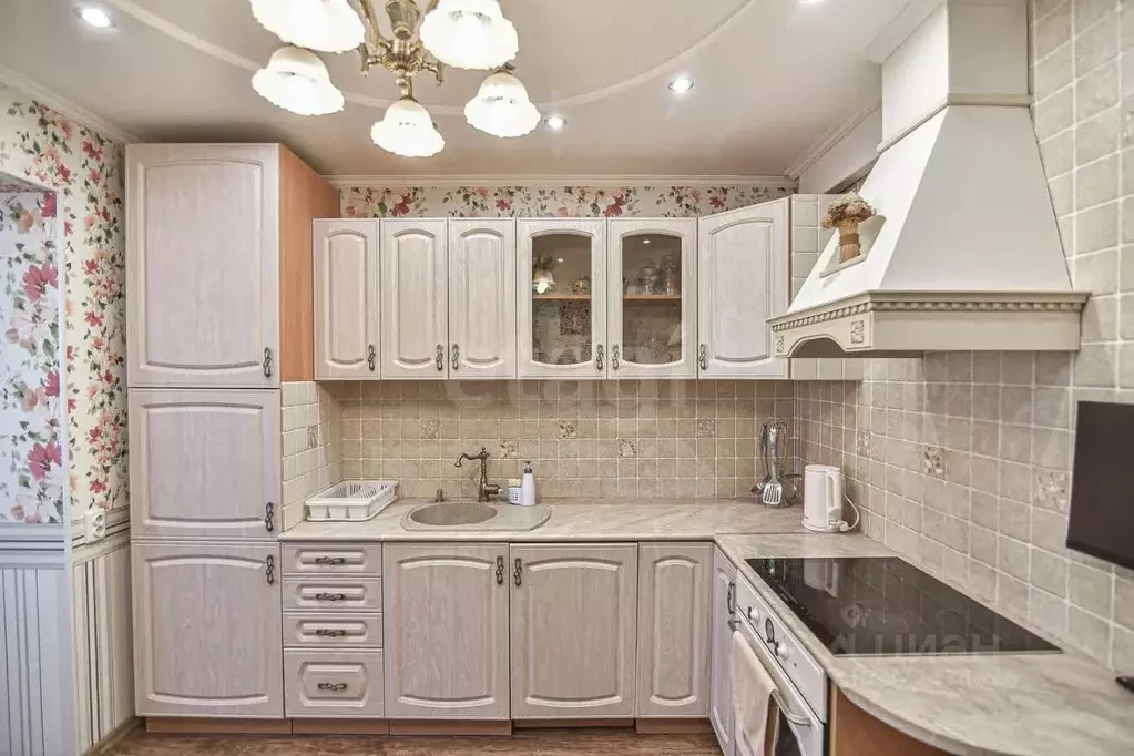 3-к кв. Сахалинская область, Южно-Сахалинск ул. А.О. Емельянова, 17 ... - Фото 2