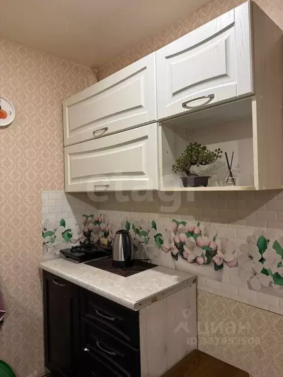 Комната Коми, Сыктывкар ул. Старовского, 17 (13.0 м) - Фото 1