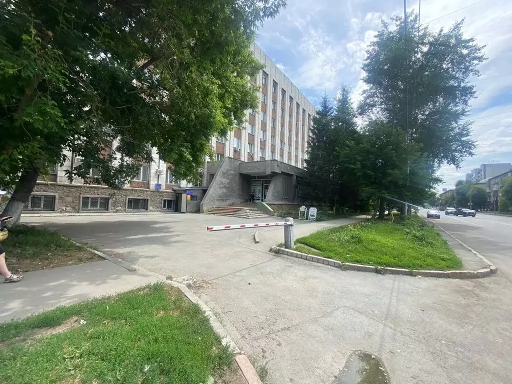 Офис в Новосибирская область, Новосибирск ул. Мичурина, 20 (6000 м) - Фото 2