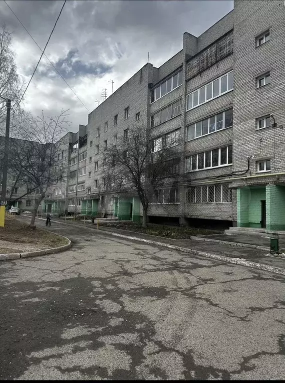 Комната 8,6 м в 4-к., 5/5 эт. - Фото 0