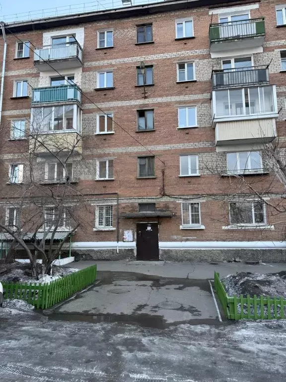 1-к кв. Бурятия, Улан-Удэ бул. Карла Маркса, 23 (30.7 м) - Фото 0