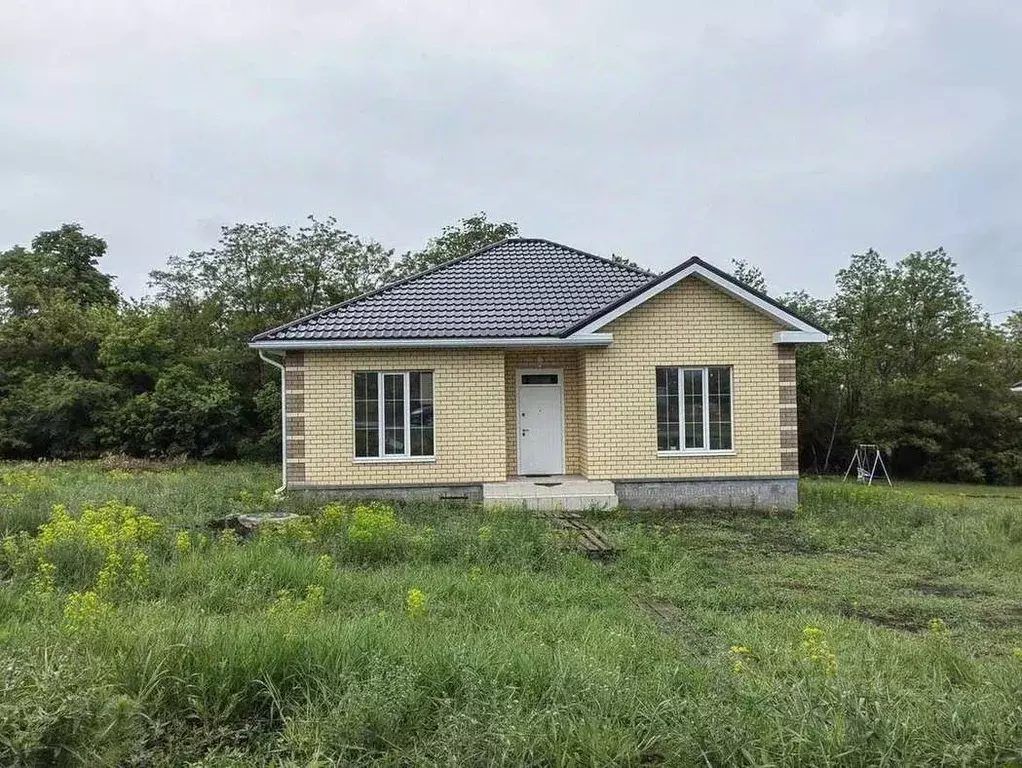 Дом в Белгородская область, Белгородский район, Пушкарское с/пос, с. ... - Фото 1