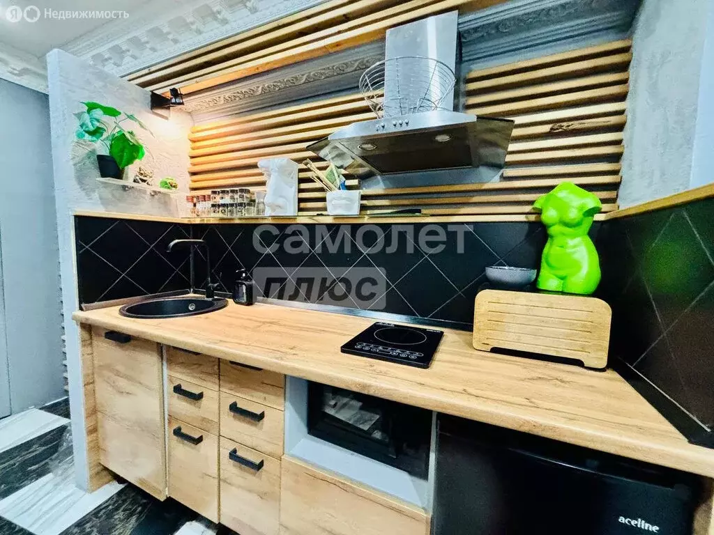 2-комнатная квартира: Ижевск, улица Ленина, 70 (45 м) - Фото 1