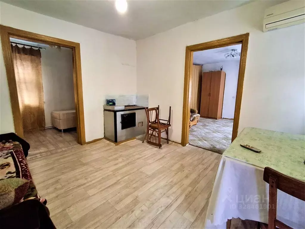 Дом в Краснодарский край, Ейск ул. Чапаева (40 м) - Фото 1