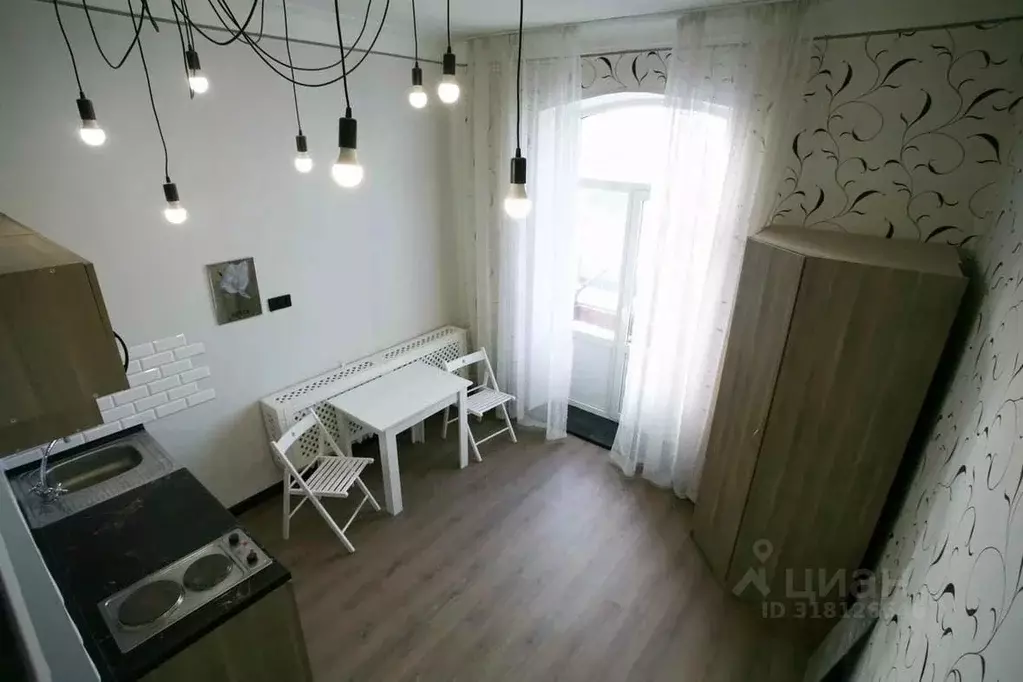 Комната Санкт-Петербург Глазурная ул., 10 (28.0 м) - Фото 1