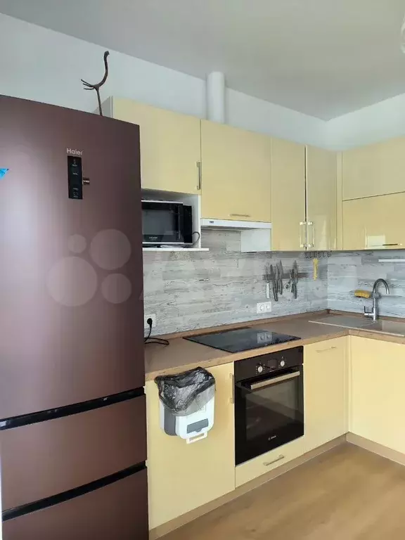 1-к. квартира, 41 м, 8/10 эт. - Фото 1