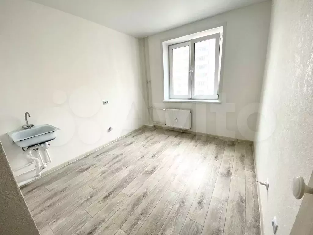 2-к. квартира, 56 м, 4/9 эт. - Фото 0