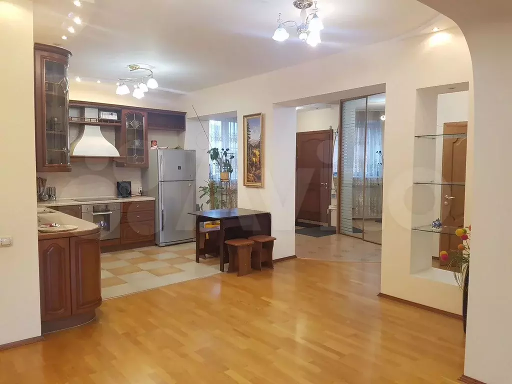 4-к. квартира, 170 м, 5/7 эт. - Фото 1