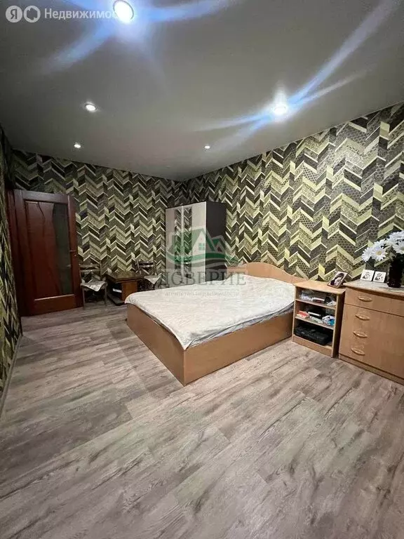 3-комнатная квартира: Тамбов, 1-я Полковая улица, 32 (74.3 м) - Фото 1