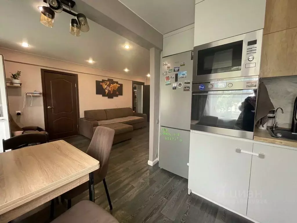 3-к кв. Иркутская область, Иркутск ул. Розы Люксембург, 345 (59.5 м) - Фото 1