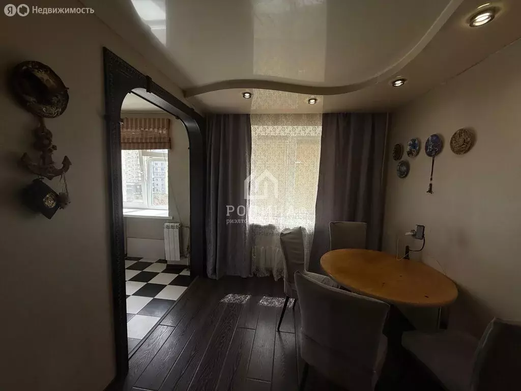 4-комнатная квартира: Комсомольск-на-Амуре, Советская улица, 26 (62 м) - Фото 0