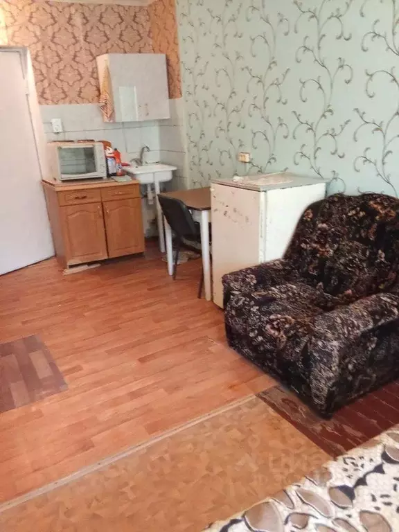 Комната Омская область, Омск Краснознаменная ул., 2А (19.0 м) - Фото 1
