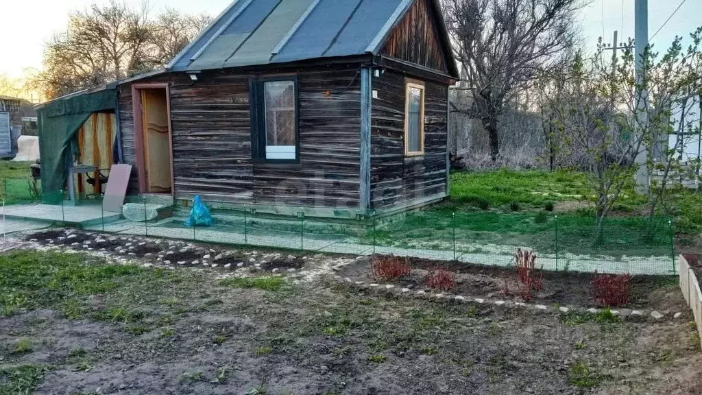 Дом в Волгоградская область, Волгоград Мичуринец-1 СНТ, 95 (30 м) - Фото 0