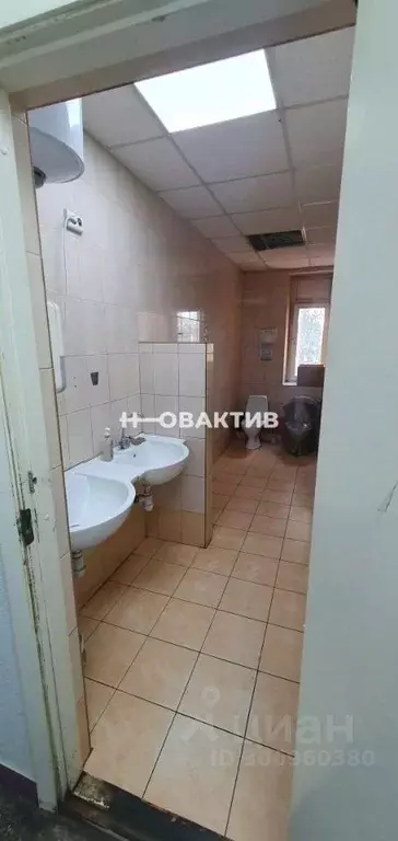 Офис в Новосибирская область, Новосибирск ул. Королева, 40к27 (71 м) - Фото 1