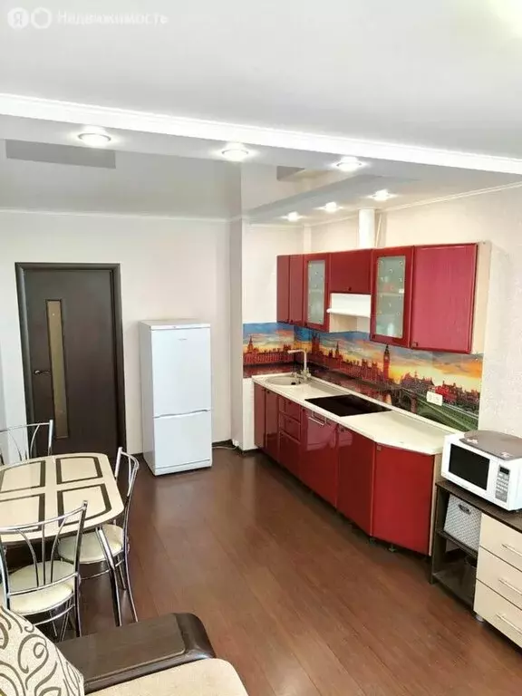 1-комнатная квартира: Саратов, улица имени Е.И. Пугачёва, 51 (42 м) - Фото 1