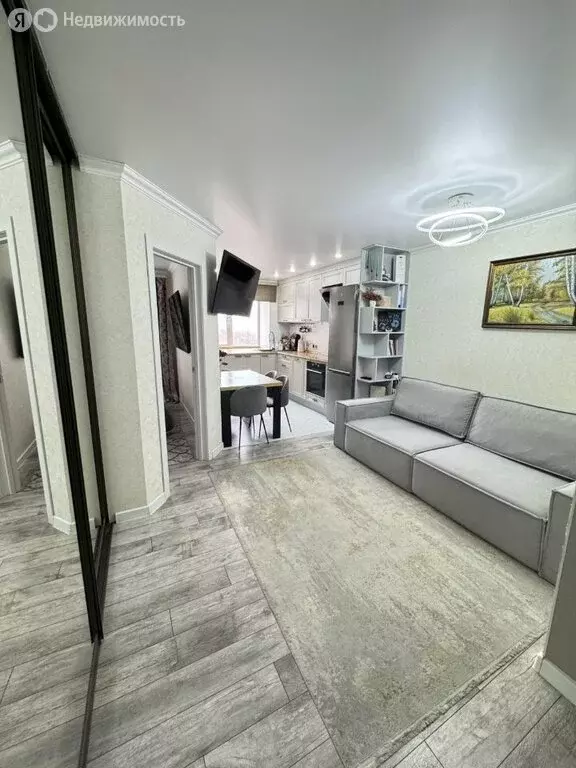 3-комнатная квартира: Саратов, улица имени Ф.А. Блинова, 52 (62.4 м) - Фото 2