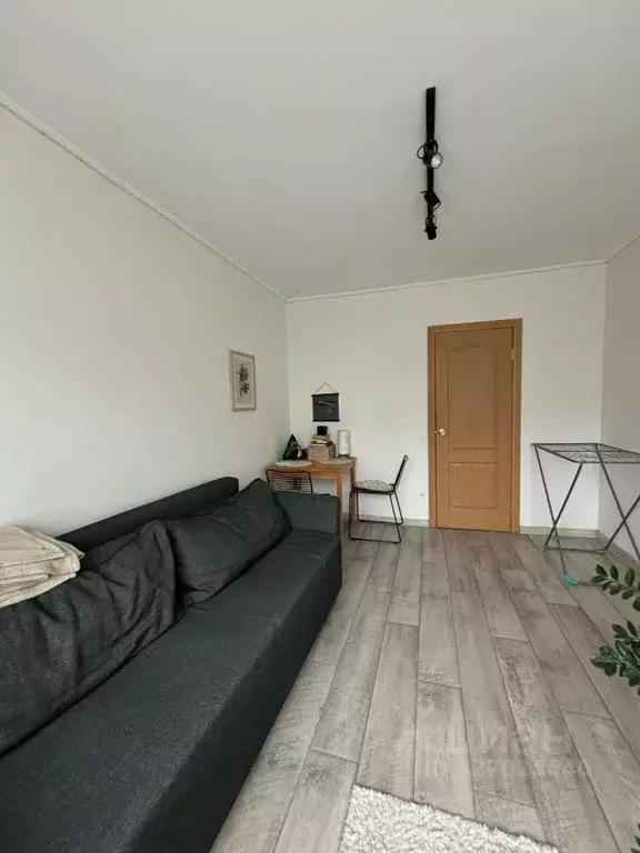 Студия Приморский край, Владивосток ул. Карбышева, 44 (24.0 м) - Фото 1