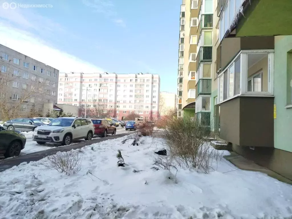 3-комнатная квартира: Калининград, Балтийское шоссе, 106А (75.6 м) - Фото 1