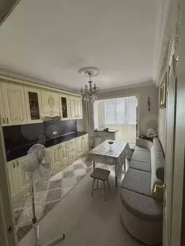 1-к. квартира, 50 м, 4/10 эт. - Фото 0