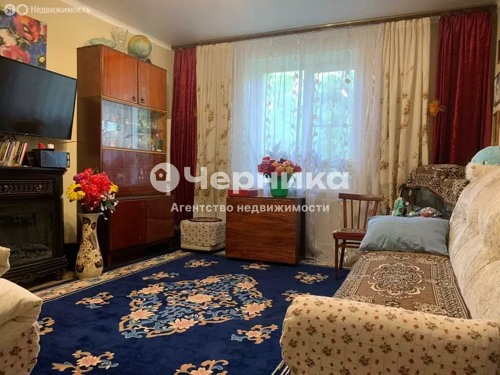3-комнатная квартира: Каменск-Шахтинский, Ученическая улица, 6 (56.1 ... - Фото 0
