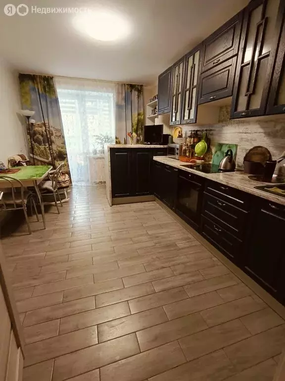 3-комнатная квартира: посёлок городского типа Стройкерамика, улица ... - Фото 2