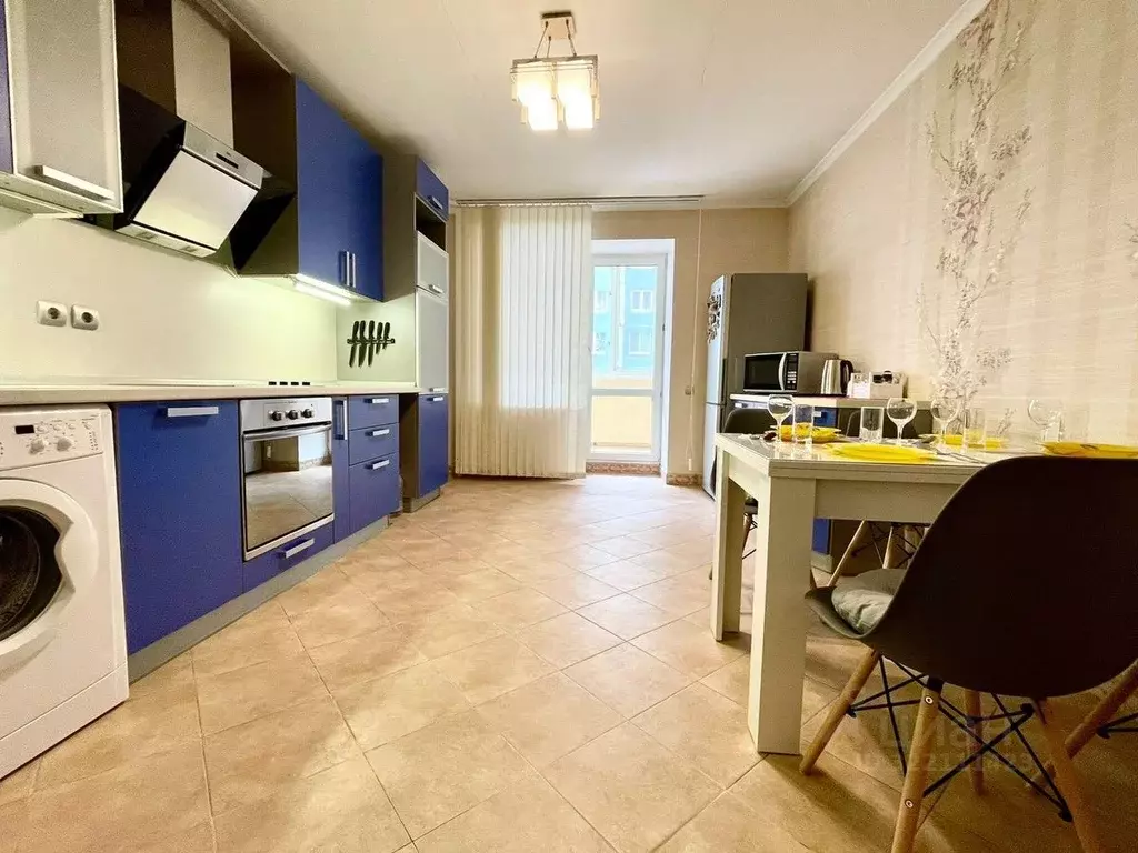 2-к кв. Самарская область, Самара ул. Аминева, 8б (70.0 м) - Фото 2