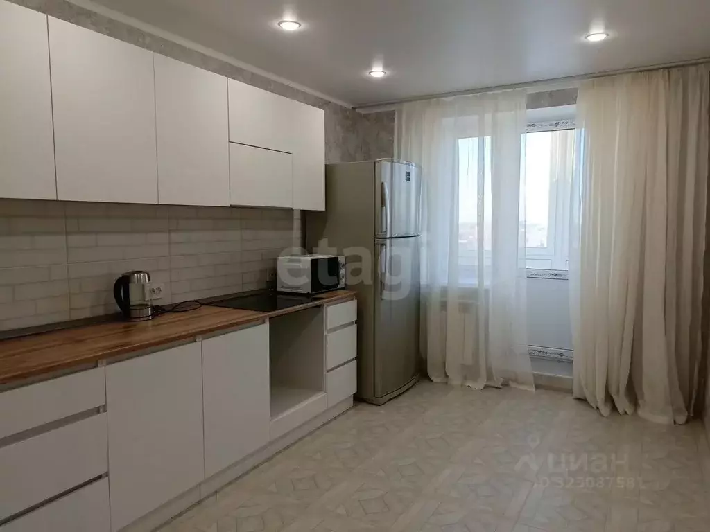 2-к кв. Саратовская область, Энгельс пос. Новое Осокорье, ул. ... - Фото 1