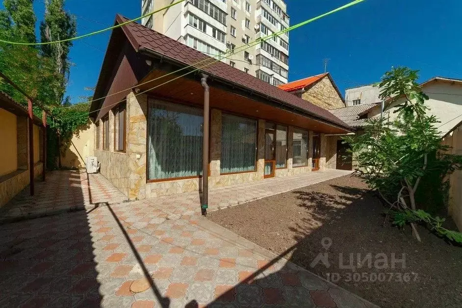 1-к кв. Крым, Симферополь ул. Куйбышева, 89 (80.0 м) - Фото 0