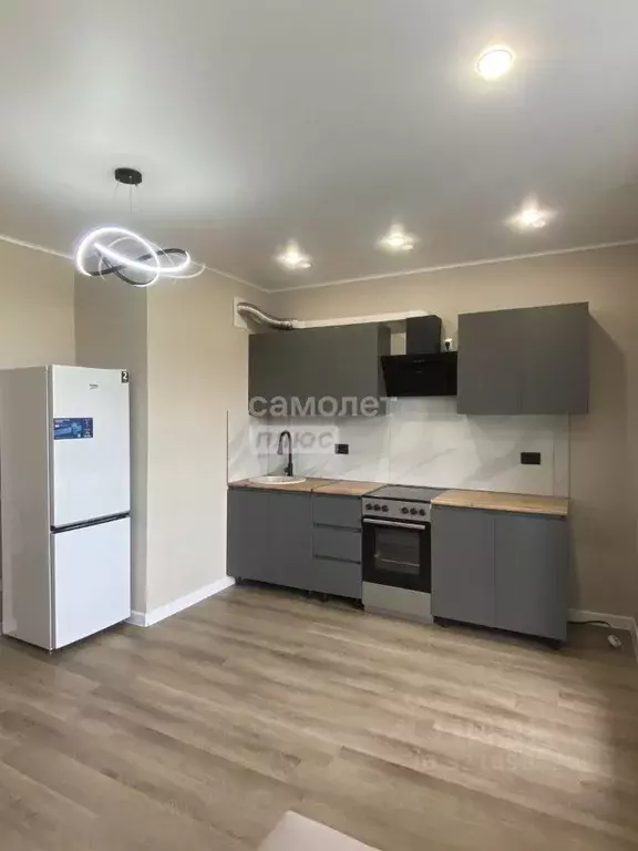 Студия Челябинская область, Миасс ул. Кирова, 86 (27.0 м) - Фото 1