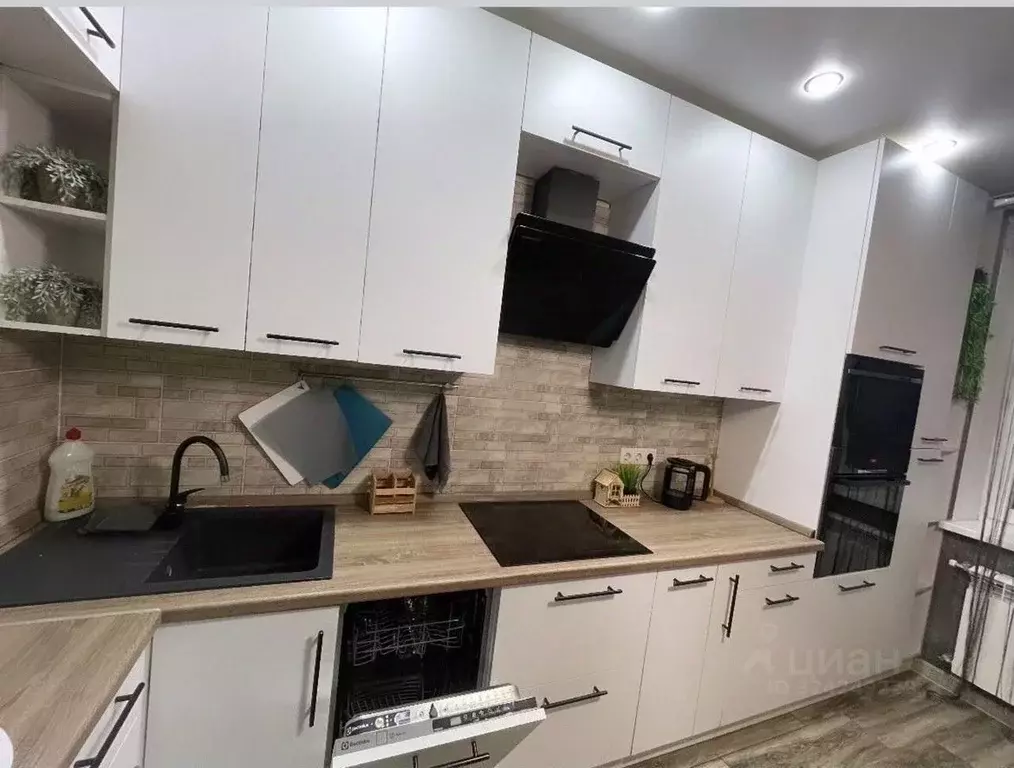 2-к кв. Тульская область, Тула просп. Ленина, 136 (42.0 м) - Фото 2