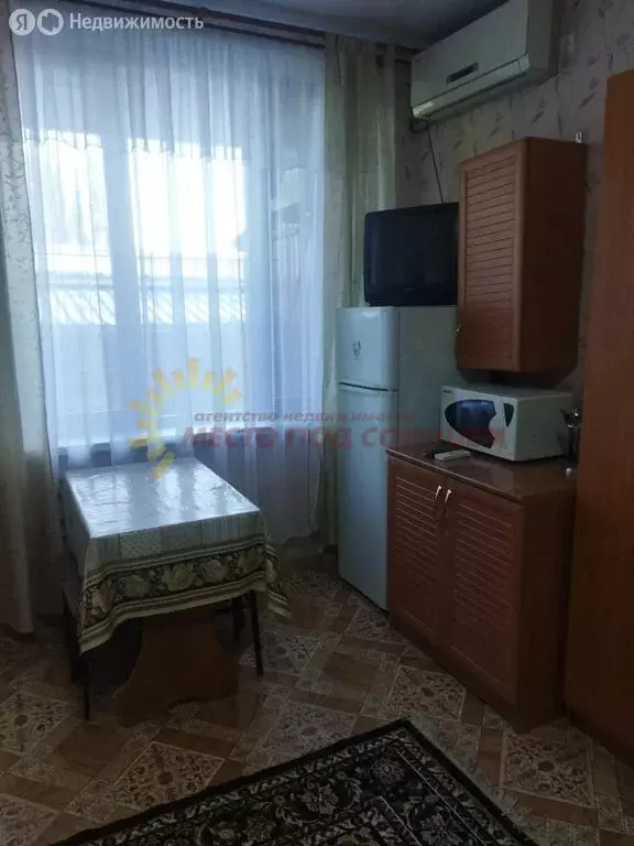 2-комнатная квартира: Ейск, Рабочая улица, 7 (68 м) - Фото 2