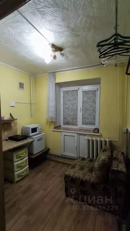 Студия Свердловская область, Екатеринбург ул. Малышева, 77 (9.0 м) - Фото 1