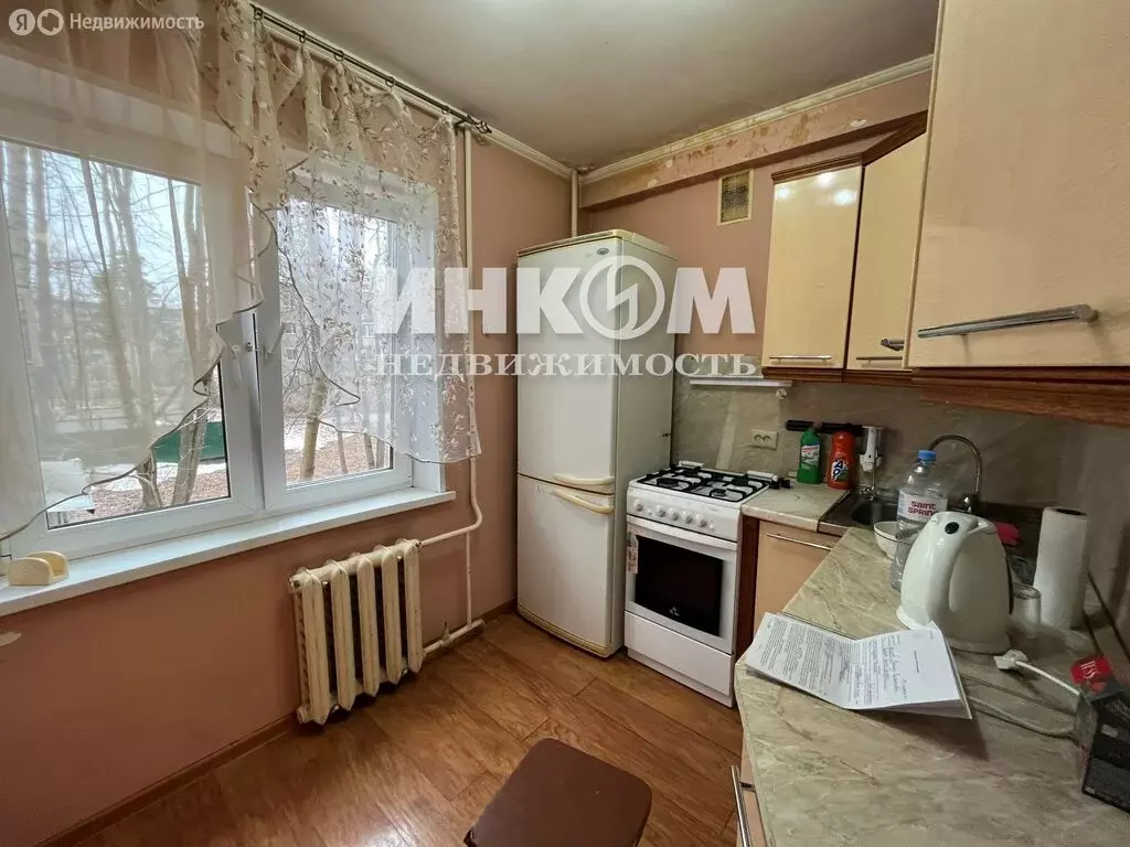 2-комнатная квартира: посёлок городского типа Загорянский, улица ... - Фото 2