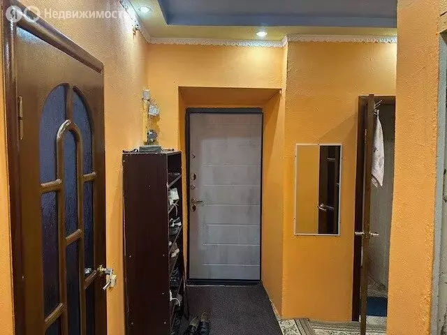 4-комнатная квартира: Кольчугино, улица 5-я Линия Ленинского поселка, ... - Фото 0
