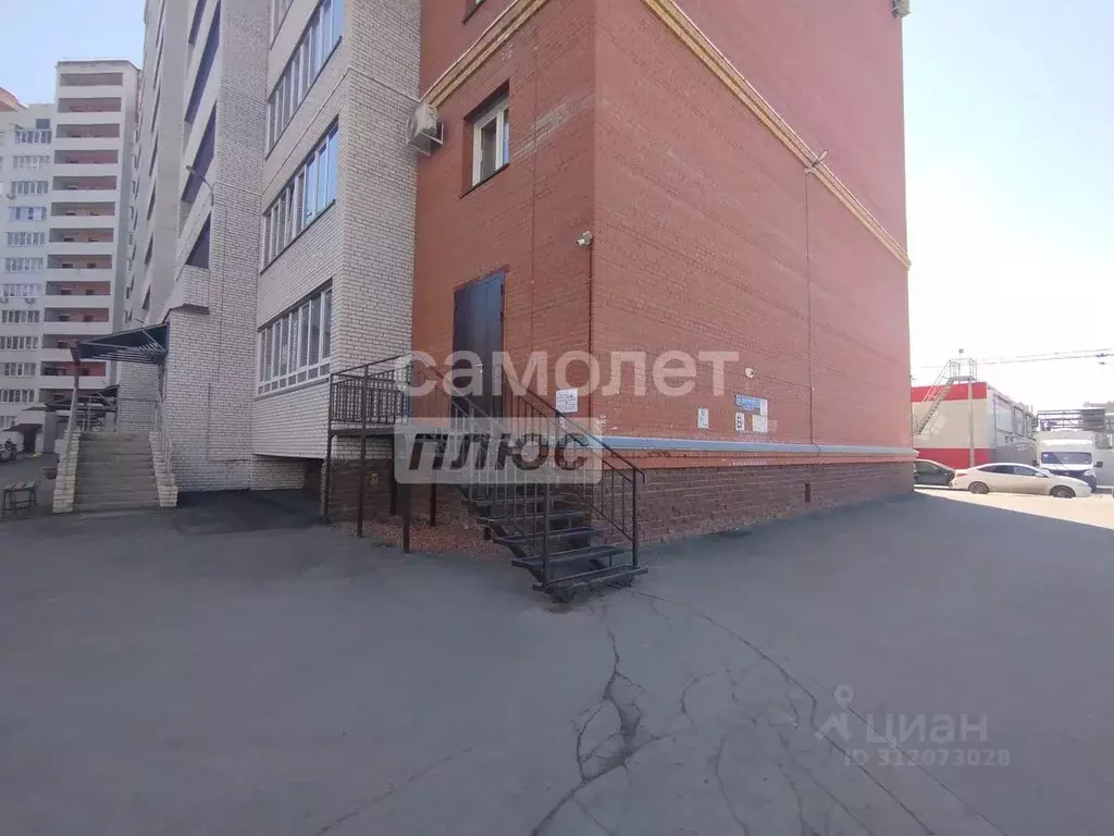 Помещение свободного назначения в Омская область, Омск ул. Перелета, ... - Фото 0