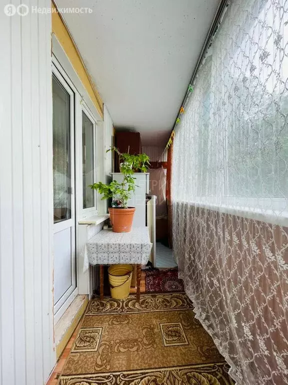 2-комнатная квартира: Тюмень, улица Домостроителей, 8 (50.4 м) - Фото 0