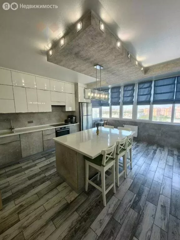 3-комнатная квартира: Краснодар, Гаражная улица, 107 (96 м) - Фото 1