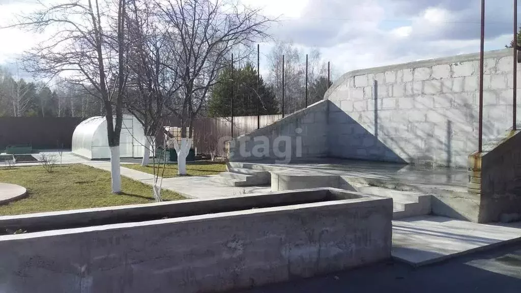 Дом в Свердловская область, муниципальное образование Алапаевское, ... - Фото 1