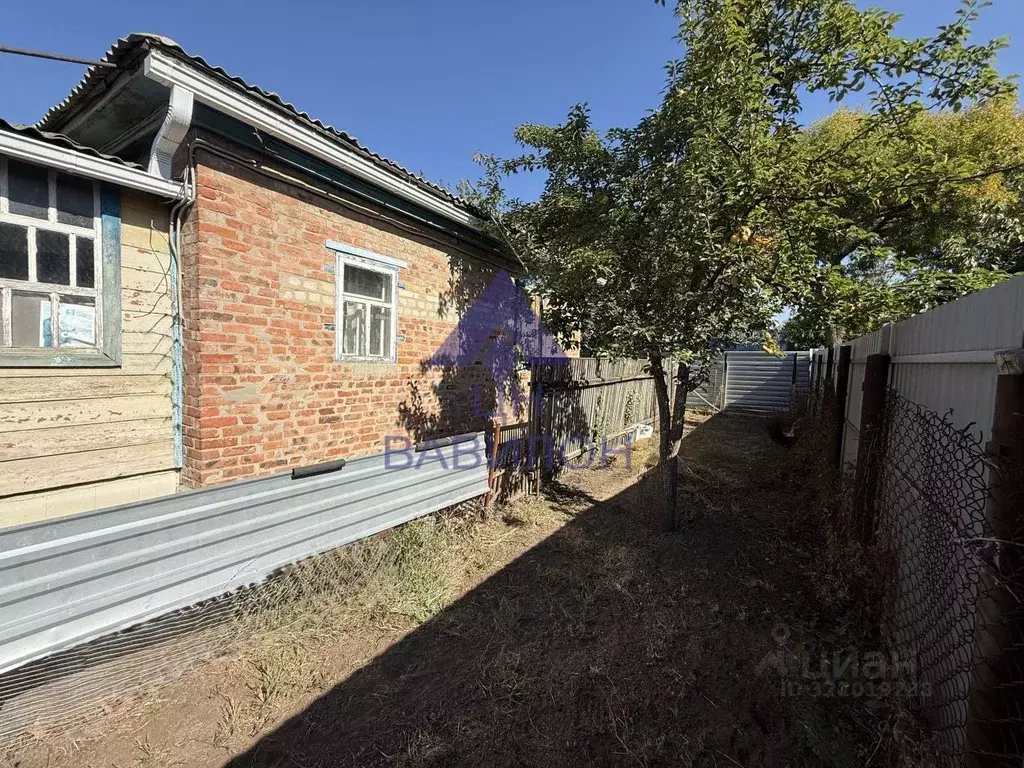 Дом в Ростовская область, Волгодонск ул. Максима Горького, 136 (70 м) - Фото 1