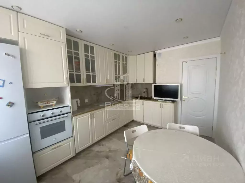 3-к кв. Калужская область, Калуга Хрустальная ул., 44к4 (90.0 м) - Фото 2