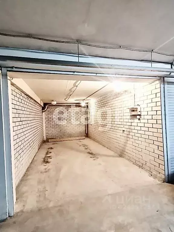 Гараж в Тюменская область, Тюмень ул. 50 лет ВЛКСМ, 16 (18 м) - Фото 2