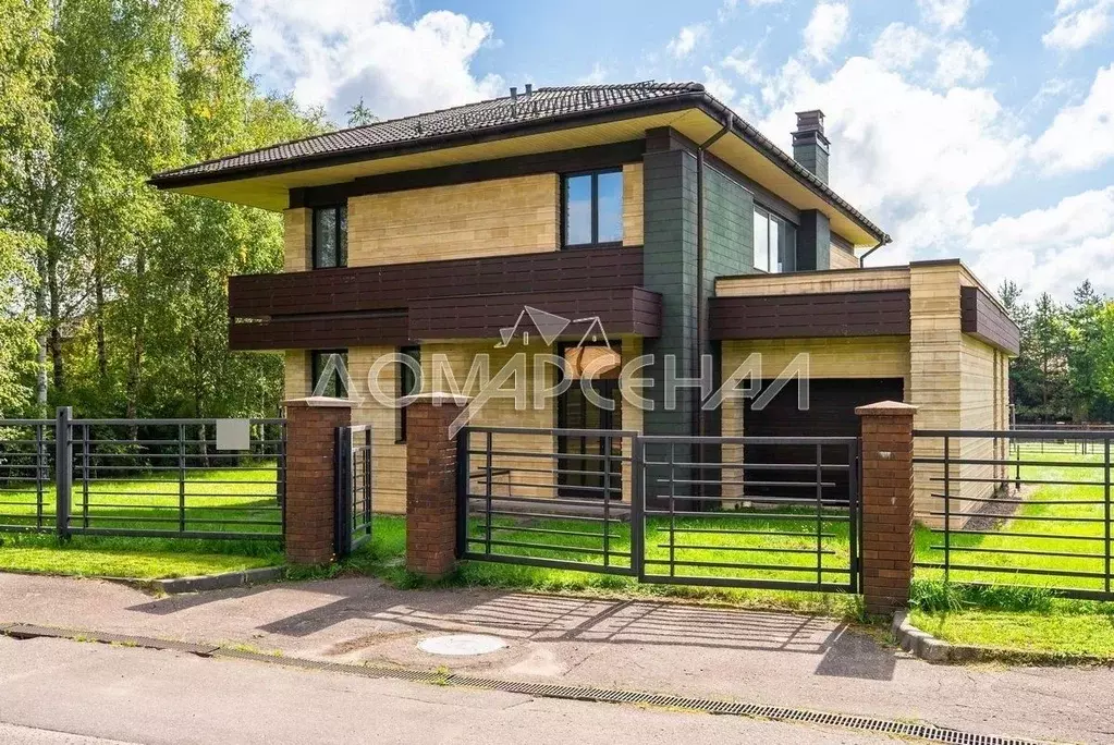 Дом в Москва Крекшино кп, ул. Клубничная (344 м) - Фото 1
