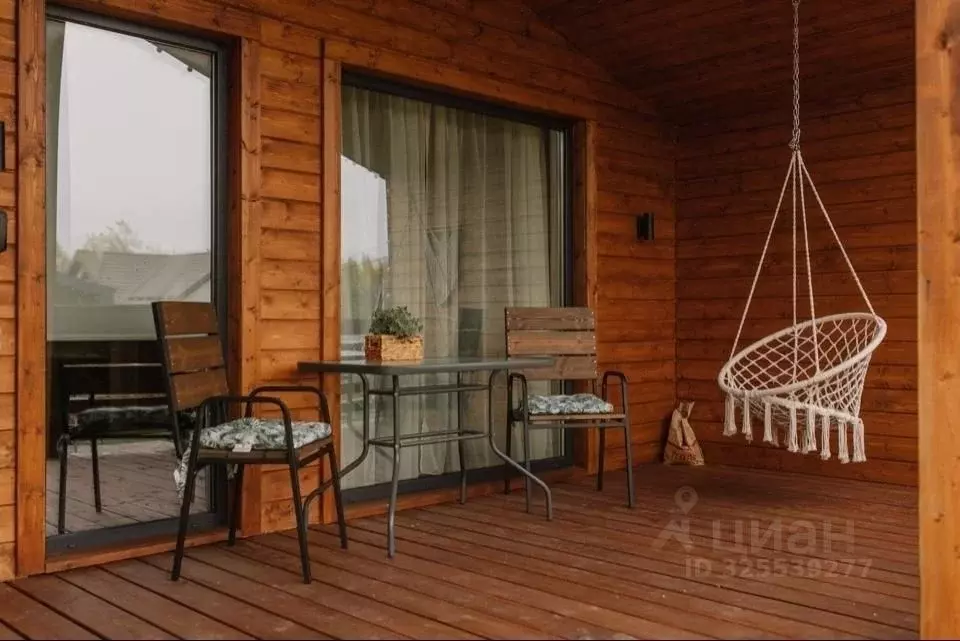 Дом в Новгородская область, Новгородский район, Ракомское с/пос, д. ... - Фото 2