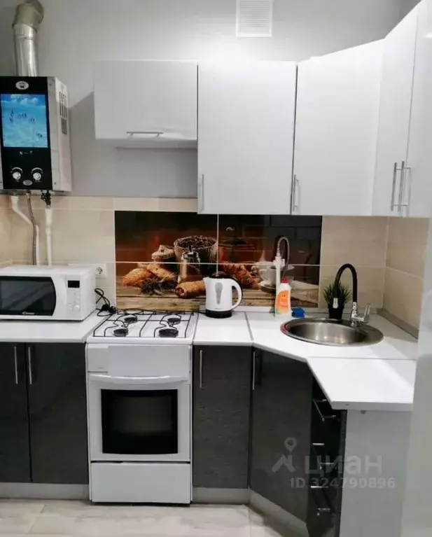 2-к кв. Волгоградская область, Урюпинск просп. Ленина, 137 (42.0 м) - Фото 1