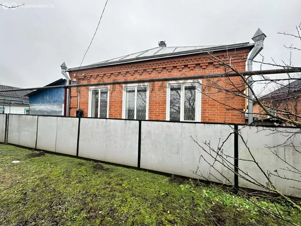 Дом в станица Ханская, Весёлая улица (68.2 м) - Фото 1