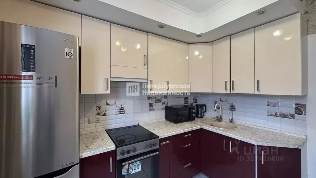 3-к кв. Санкт-Петербург Земский пер., 10 (67.8 м) - Фото 1