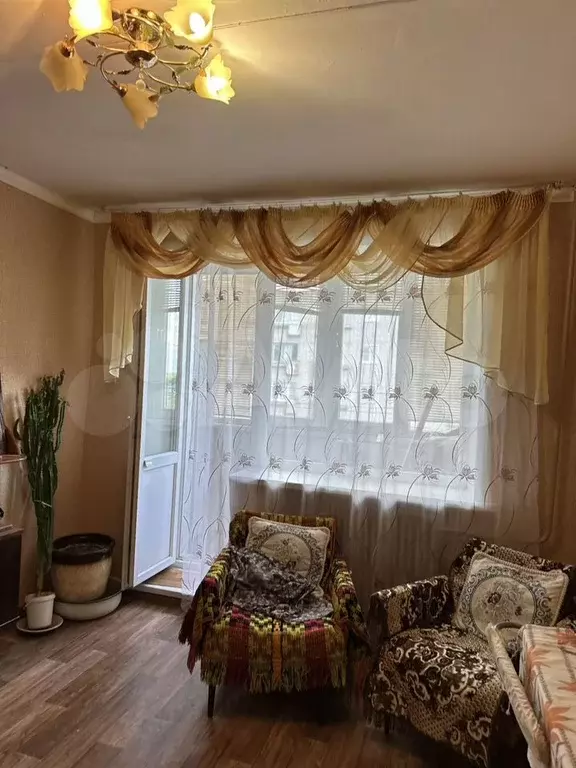 4-к. квартира, 65 м, 4/5 эт. - Фото 1