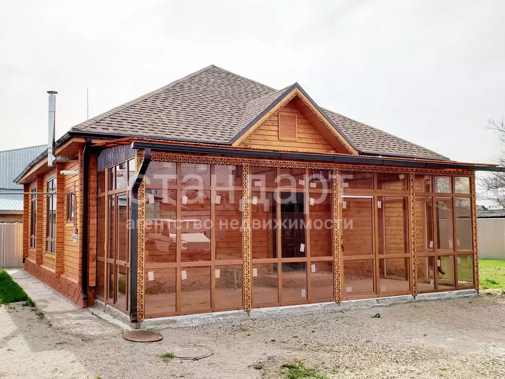 Дом в Ставропольский край, Ессентуки Коммунальная ул. (140 м) - Фото 2