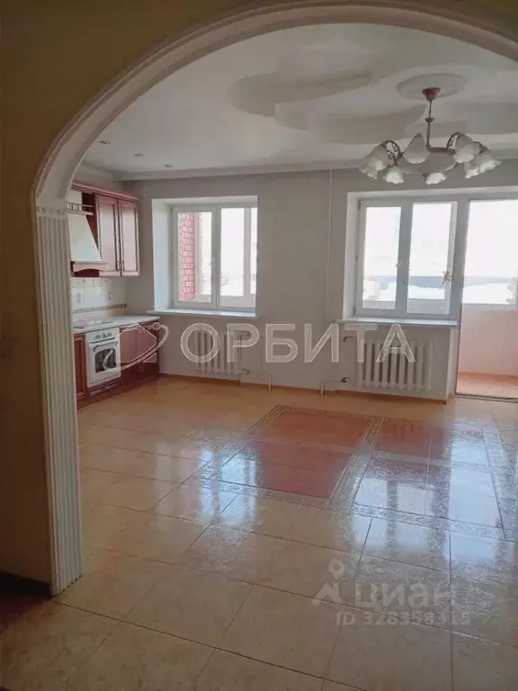 3-к кв. Тюменская область, Тюмень ул. Шиллера, 46к3 (137.0 м) - Фото 1